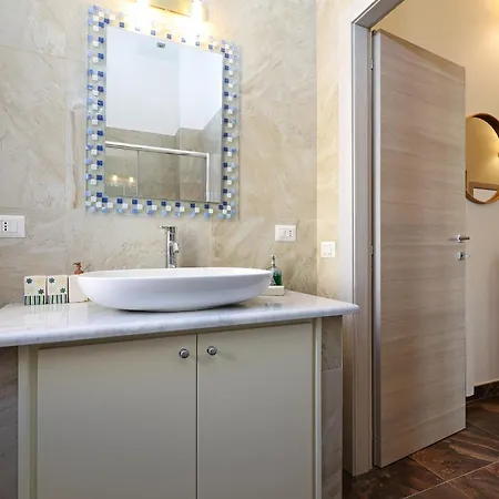 Cornelia - Charme Apartman Róma