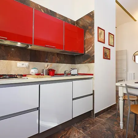 Cornelia - Charme Rom