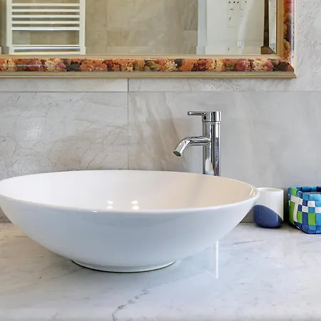 Cornelia - Charme Apartment *