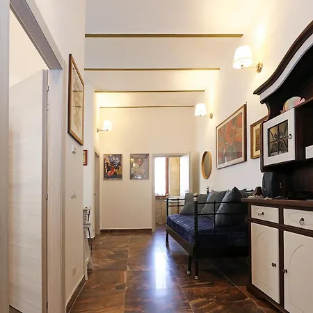 Cornelia - Charme Apartment *